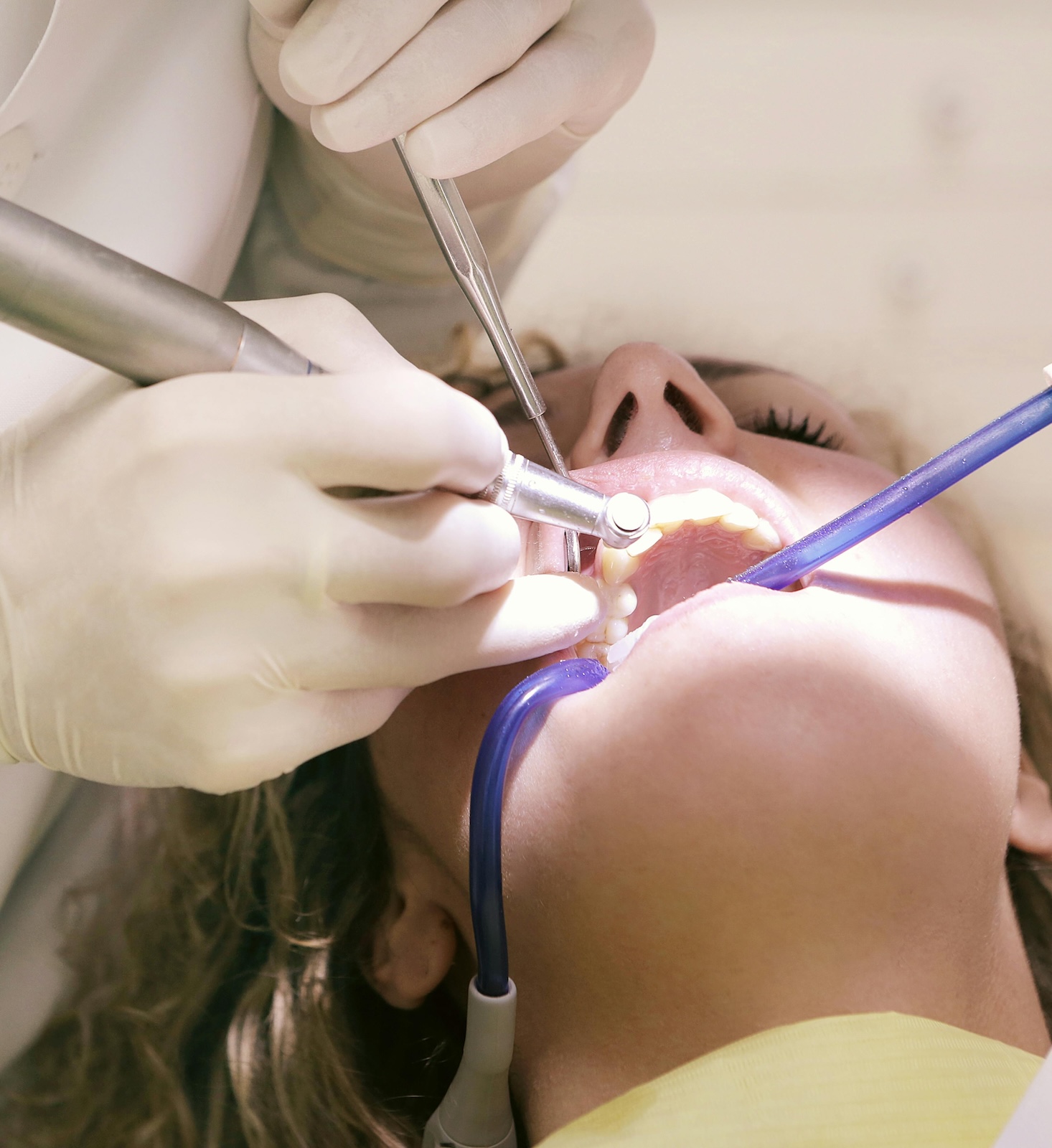 hambatäidiste asetamine